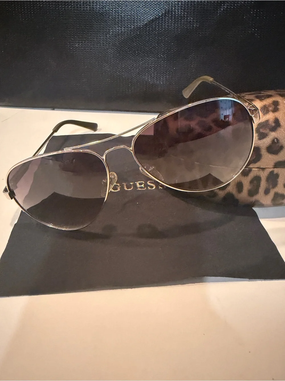 Guess Aviator Sunglasses in Silver Frame with Dark Gray Lenses